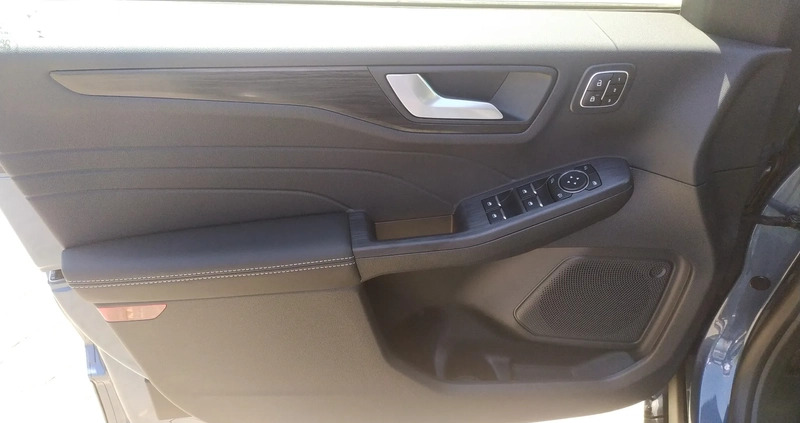 Ford Kuga cena 178000 przebieg: 8, rok produkcji 2023 z Dobrzyca małe 154